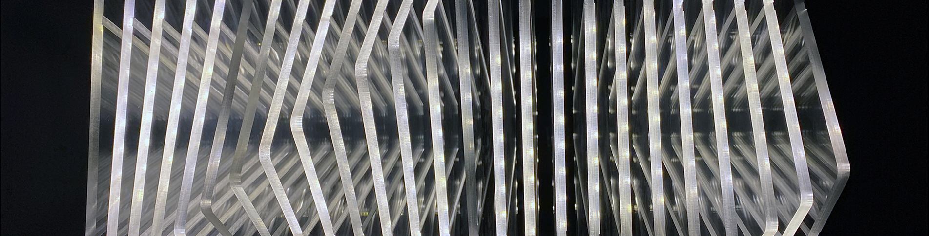 Lamp seen from above with many milled sheets in clear polycarbonate designed by Induflex