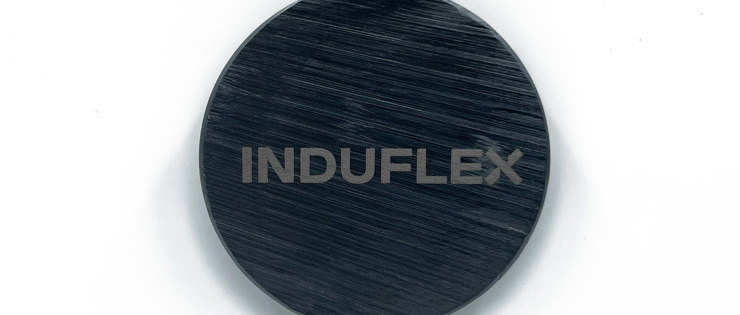 Laser engraving in black PETP