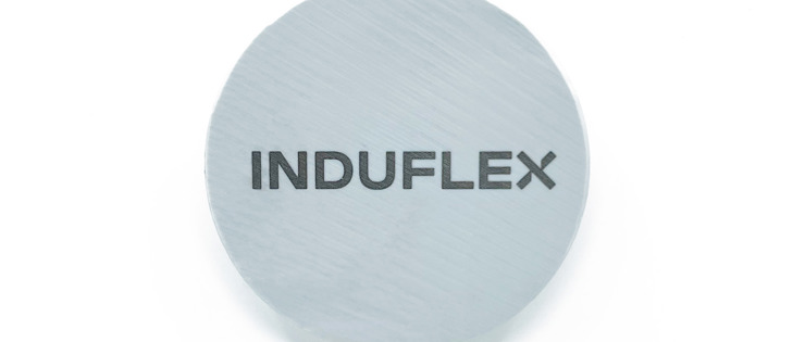 Laser engraving in food approved grey PETP with Teflon